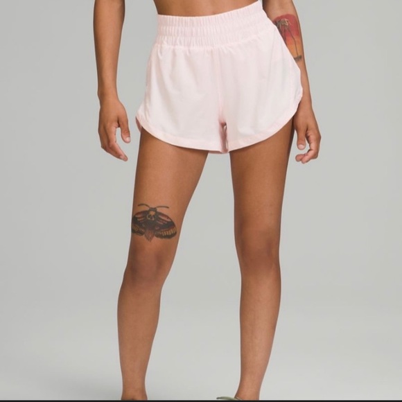 ISO lululemon track that 3” HR shorts - Picture 1 of 1